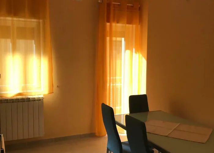 Frühstückspension Trieste 3*